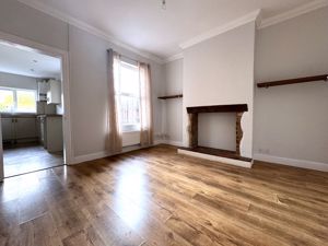 Dining Room- click for photo gallery